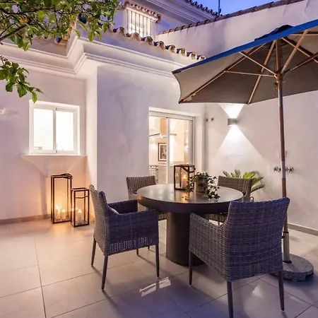 Villa Luxury Heated Pool Jacuzzi Cinema Bbq Sunset Marbella