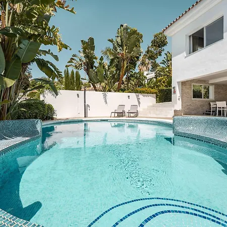 Villa Luxury Heated Pool Jacuzzi Cinema Bbq Sunset *